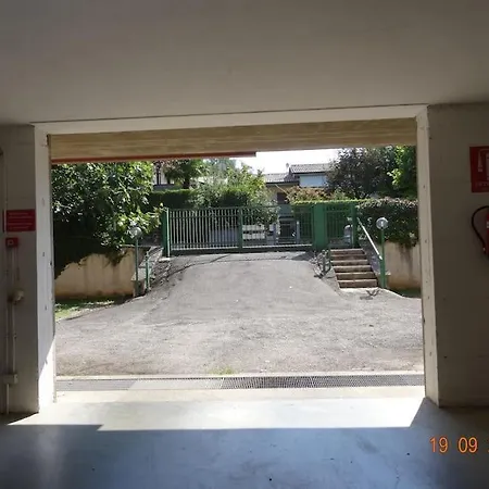 Design Garda - Pool,golfen,biken,wandern Apartament
