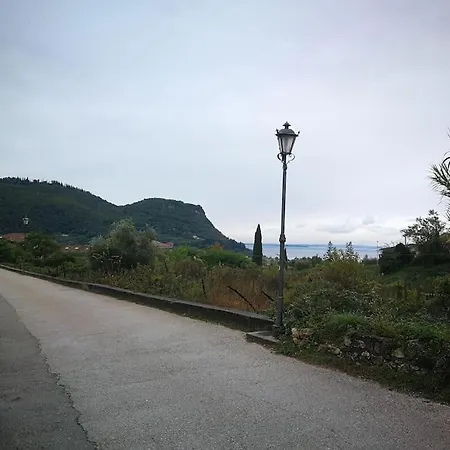 Apartament Design Garda - Pool,golfen,biken,wandern Marciaga